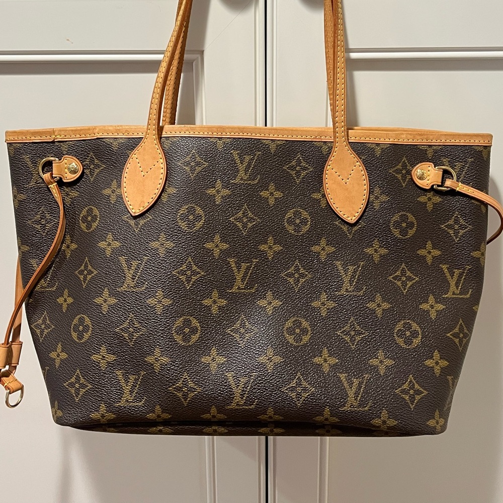 Louis Vuitton Neverfull PM